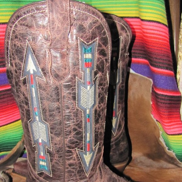 HOST PICK Roper  Brand New  Embroidered Arrow Boots With Aztec Pattern - Picture 14 of 16